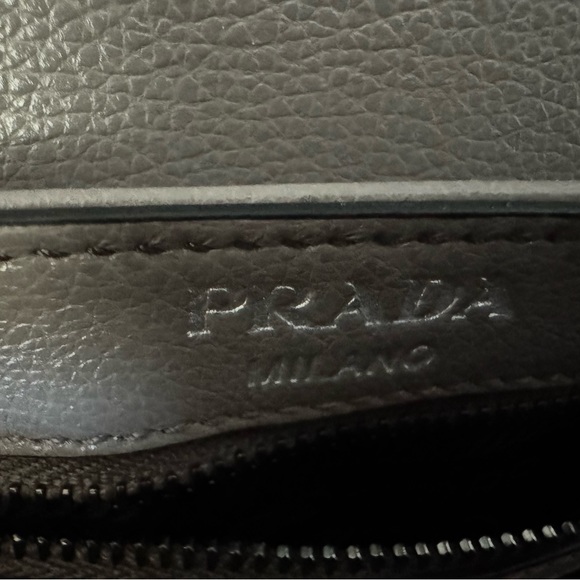 Prada Glace Calfskin Studded Crossbody⭐️❤️ - Picture 7 of 16